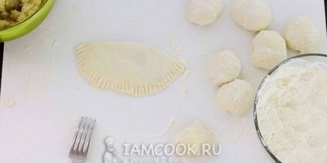 Рецепт жареные пирожки с картошкой на кефире