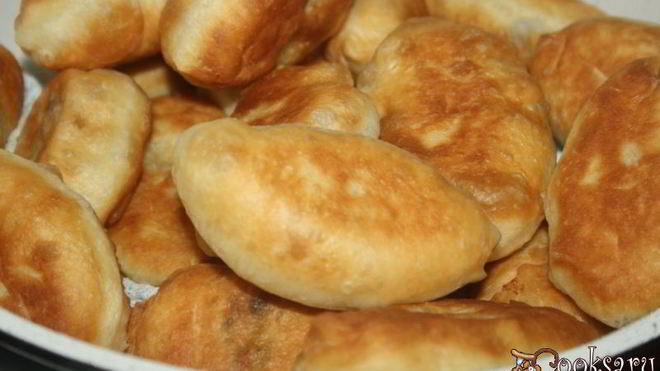 Рецепт Жареные пирожки с квашеной капустой