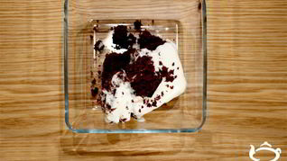 Рецепт Брауни шоколадный со взбитыми сливками