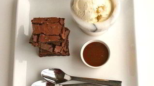 Рецепт Диетические брауни с грецкими орехами