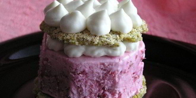 Рецепт фисташковое пирожное с брусничным семифредо