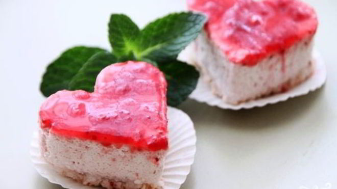 Рецепт Кокосово-клубничное пирожное