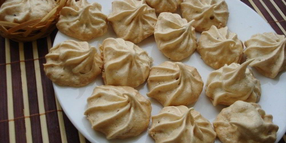 Как приготовить легкие пирожные