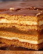 Медовое пирожное с яблочным джемом