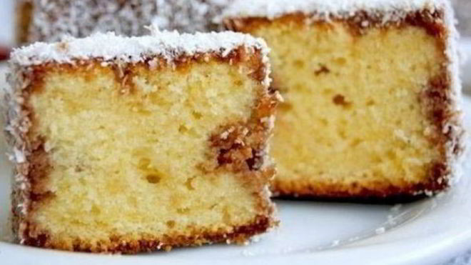 Рецепт Нежное бисквитное пирожное с кокосом