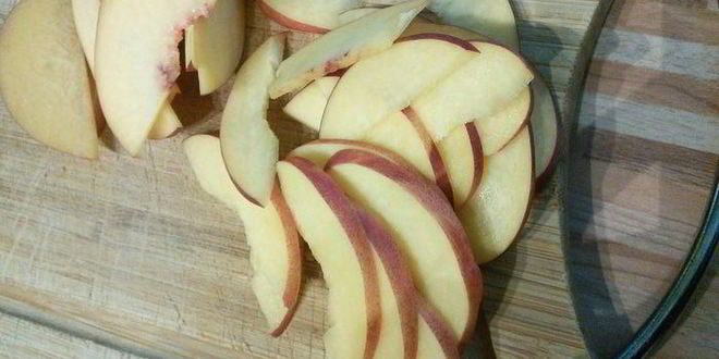 Рецепт пирожное из слоеного теста с нектарином