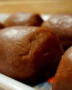 Пирожное Картошка с гладкой поверхностью