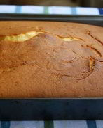 Пирожное с кокосовой стружкой