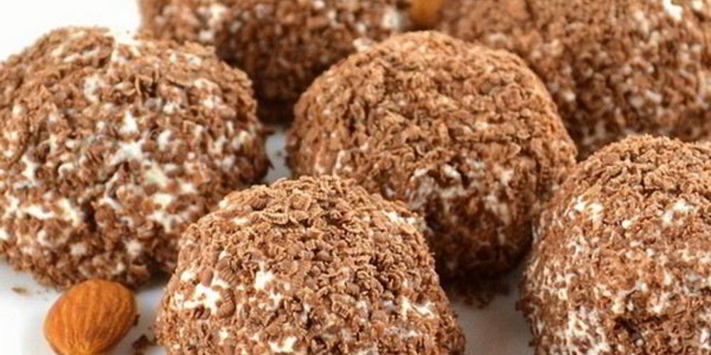 Как приготовить пирожные из творога с финиками