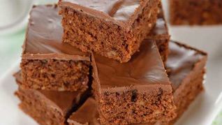 Рецепт Простые шоколадные пирожные в духовке