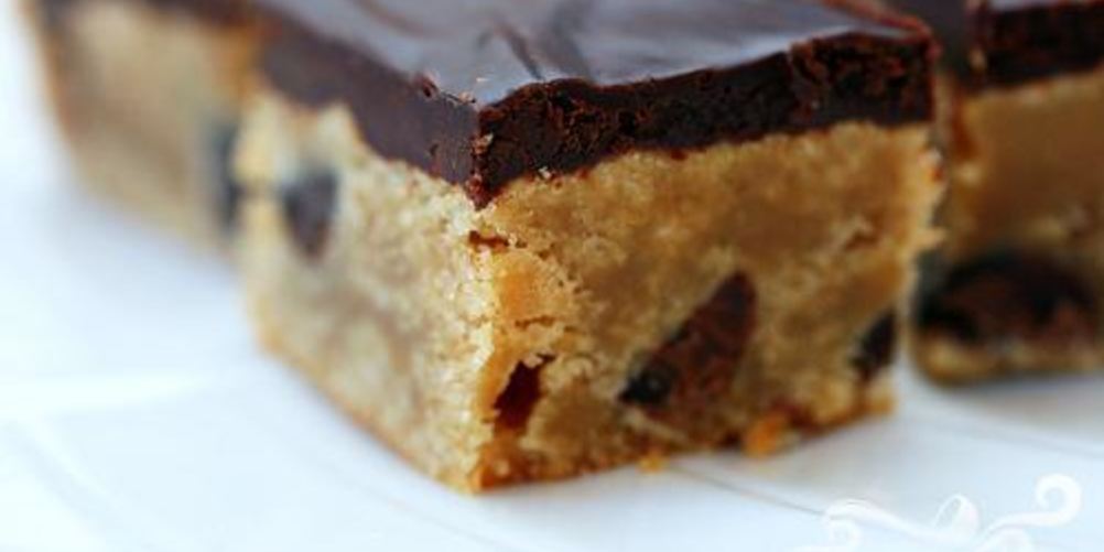 Как приготовить шоколадные пирожные с арахисовым маслом и орехами пекан