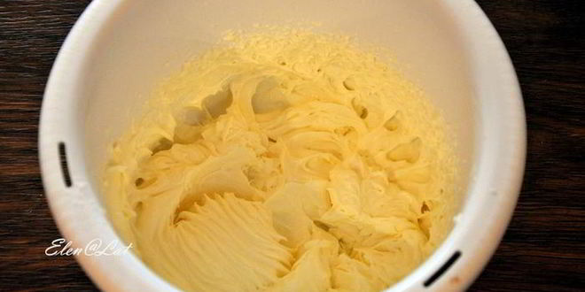 Рецепт слоеное пирожное с клубникой, сливками, белым шоколадом и ароматом лимона