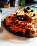 Ванильно-медовое вафельное пирожное