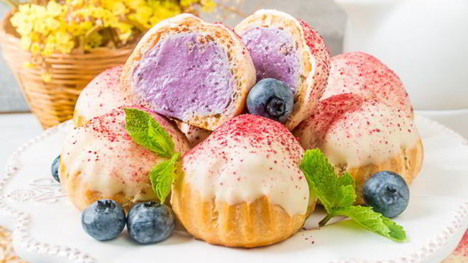 Рецепт Заварные пирожные с кремом из голубики