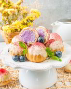 Заварные пирожные с кремом из голубики