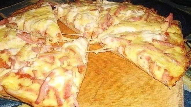 Рецепт Быстрая пицца на сковороде