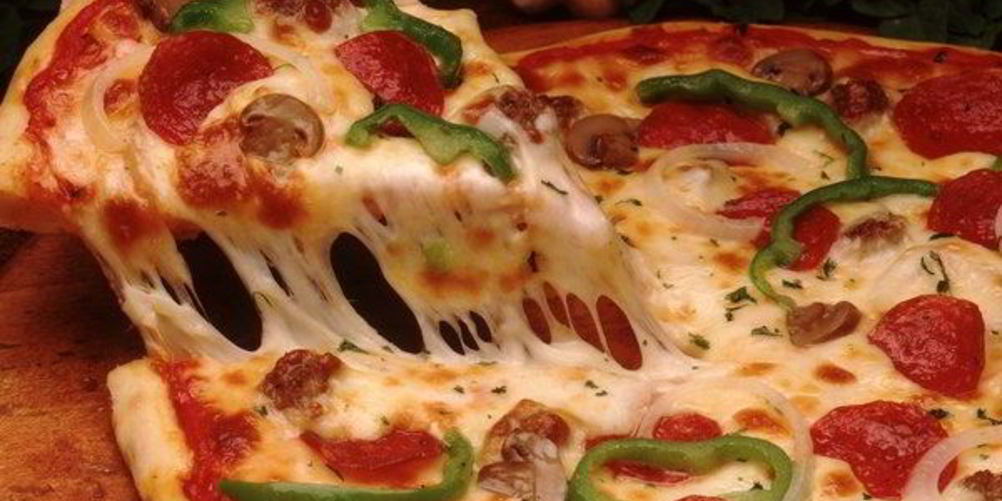 Как приготовить домашняя пицца на белом соусе