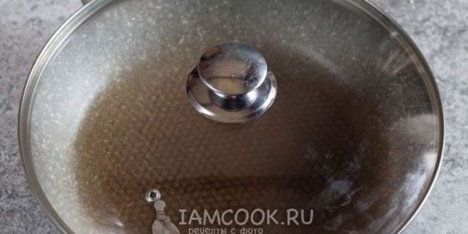 Рецепт дрожжевая пицца на сковороде