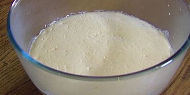 Рецепт хрустящая пицца с ветчиной, помидорами и перцем