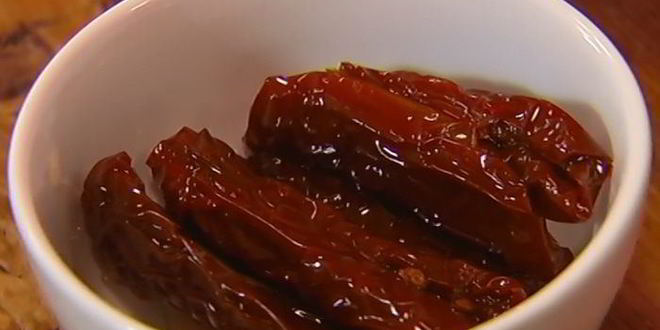 Рецепт хрустящая пицца с ветчиной, помидорами и перцем