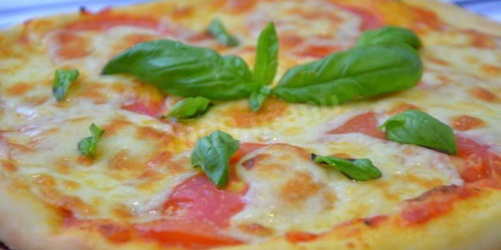 Как приготовить классическая пицца маргарита с моцареллой
