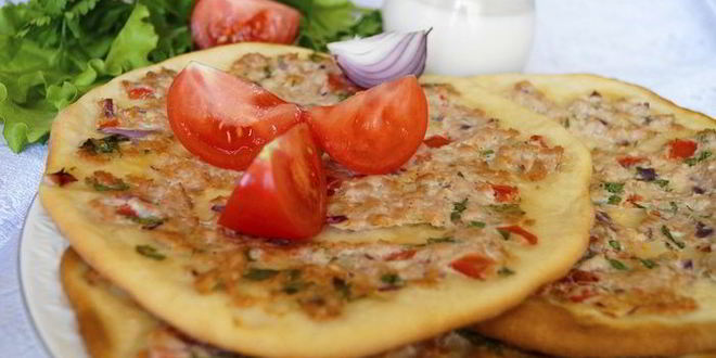 Рецепт лахмаджун — турецкие лепешки