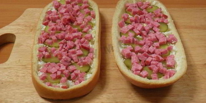 Рецепт ленивая пицца из батона в духовке