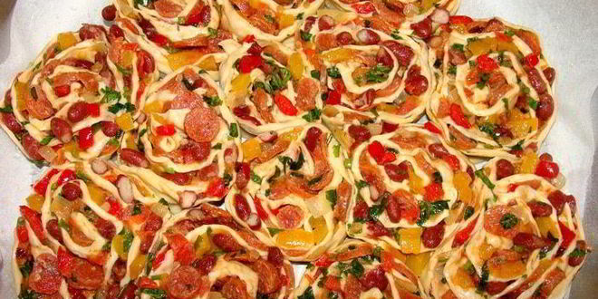 Рецепт острая пицца жгучие розы