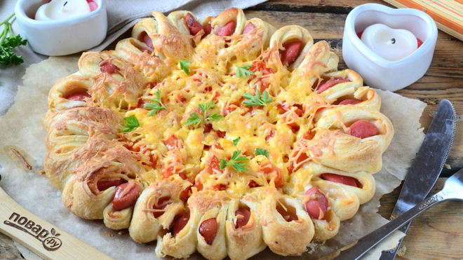 Рецепт Пицца из сосисок в тесте