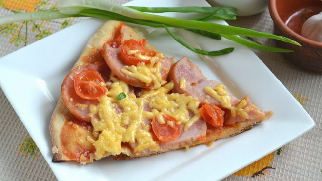 Рецепт Пицца на кефире без дрожжей