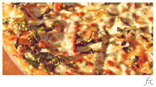 Рецепт Пицца на лаваше с моцареллой и шпинатом