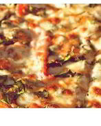 Пицца на лаваше с моцареллой и шпинатом