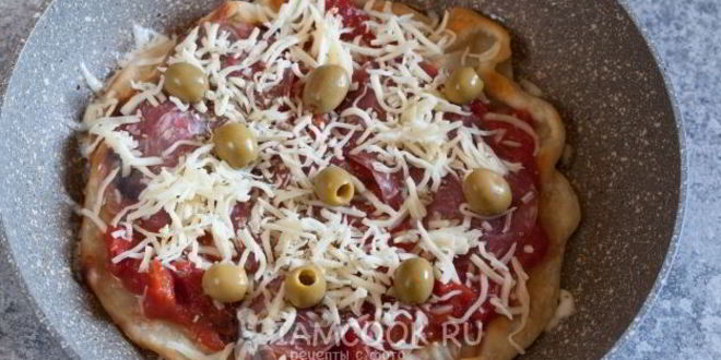 Рецепт пицца на сковороде без дрожжей