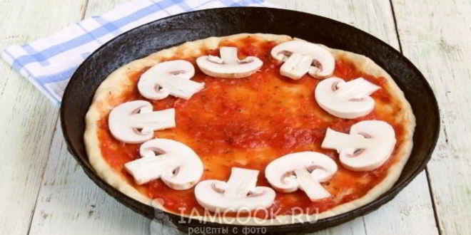 Рецепт пицца с грибами и сыром