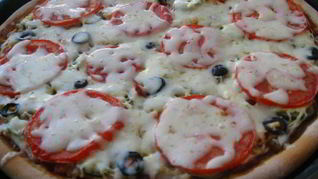 Рецепт Пицца с грудинкой и чесноком