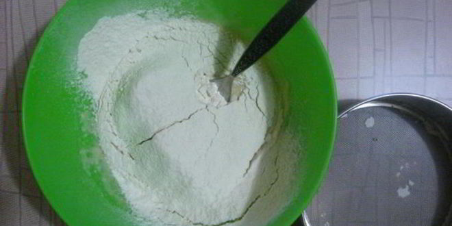 Рецепт пицца с грудинкой и чесноком