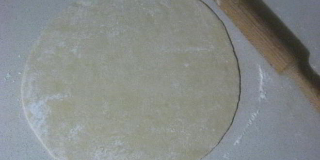 Рецепт пицца с грудинкой и чесноком