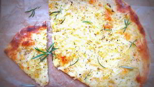 Рецепт Пицца с картофелем и пряными травками
