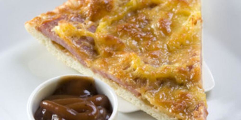 Как приготовить пицца с колбасой и грибами