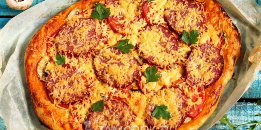 Как приготовить пицца с колбасой и шампиньонами