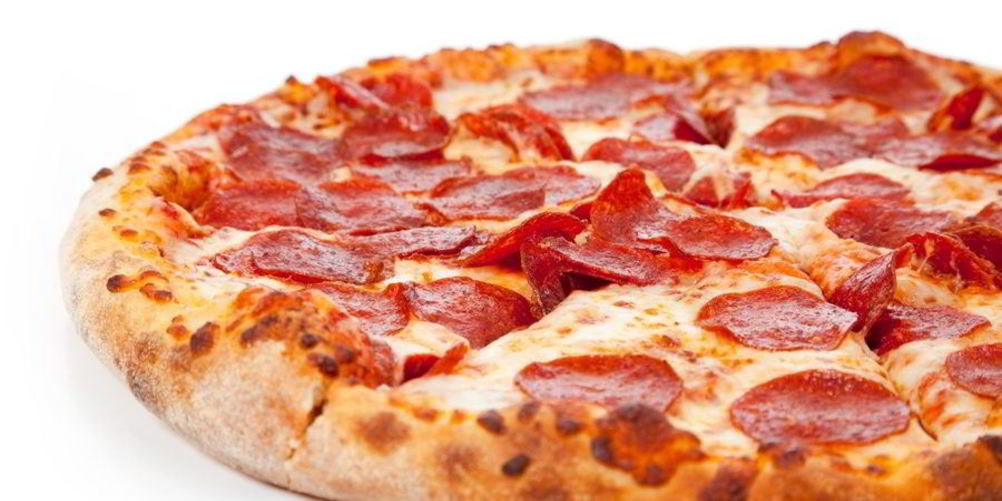 Как приготовить пицца с колбасой и сыром