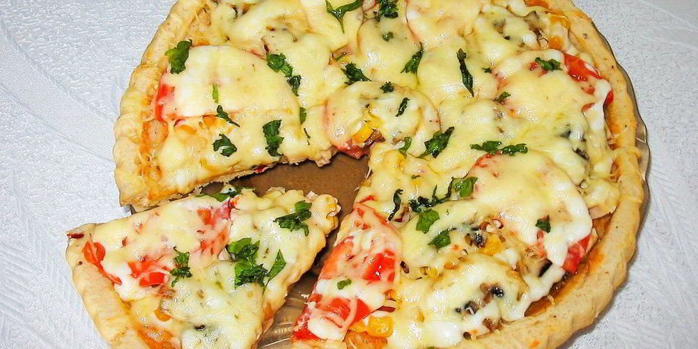 Рецепт пицца с белым соусом и шампиньонами