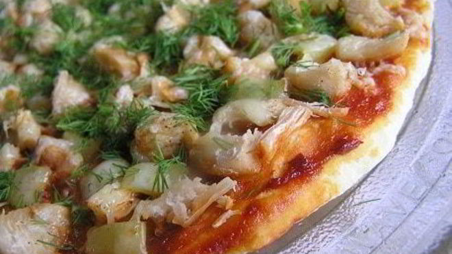 Рецепт Пицца с курицей и перцем в микроволновке