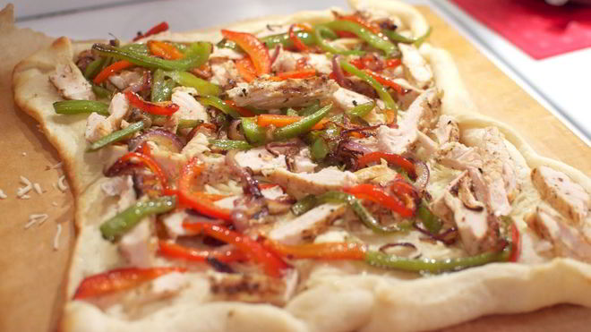 Рецепт Пицца с курицей и перцем