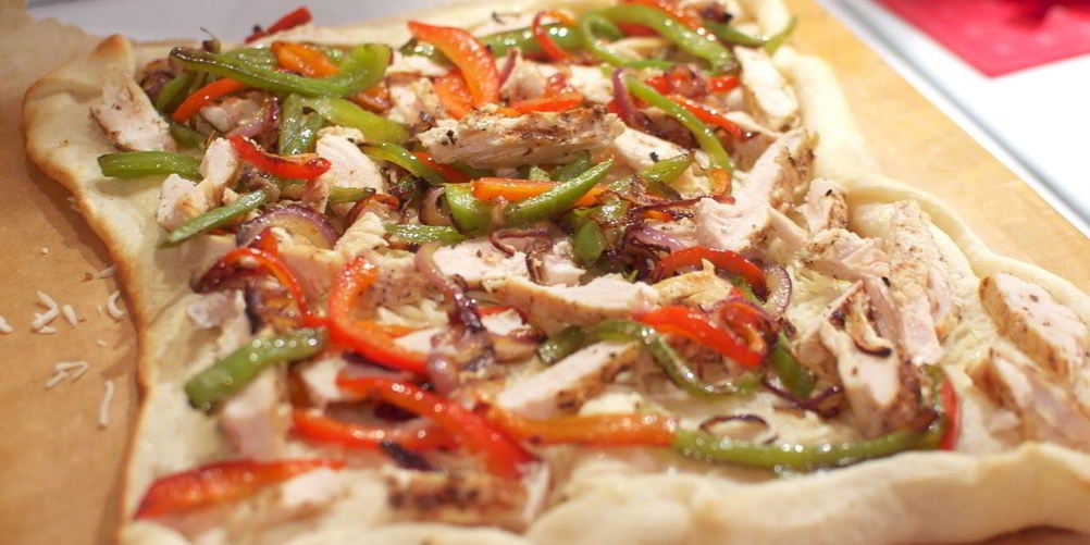 Как приготовить пицца с курицей и перцем