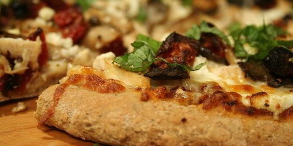 Как приготовить пицца с курицей и шампиньонами