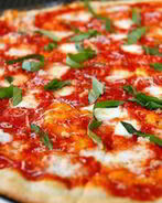 Пицца с моцареллой