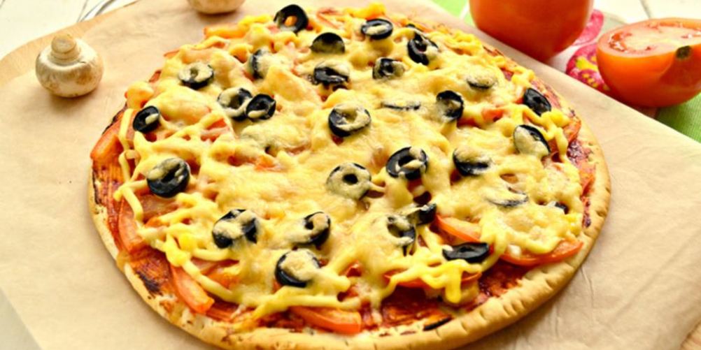 Как приготовить пицца с шампиньонами и маслинами