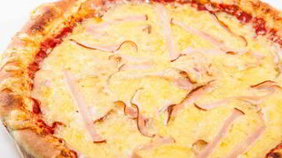 Рецепт Пицца с сыром и беконом