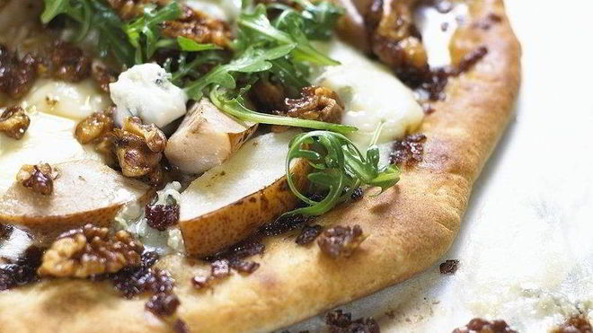 Рецепт Пицца с сыром и грушей